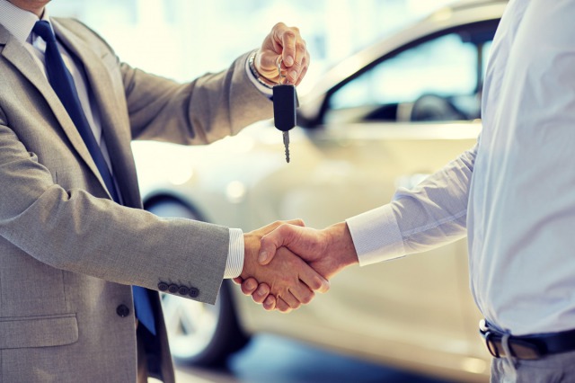 the timing of car sale replacement